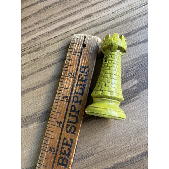 Vintage Midcentury Medieval Duncan Ceramic Hand Painted Chess Pieces Two Rooks - Picture 3 of 3